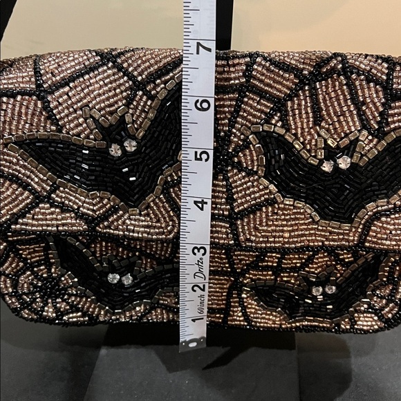 From India To You | Beaded Bat w/ Spider Webs Shoulder Bag - Picture 15 of 15